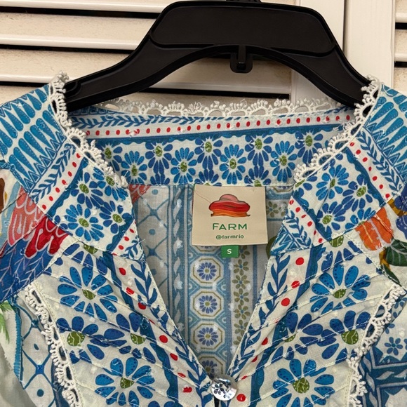 FARM Rio Multicolor Floral & Bird Patchwork Top - Picture 10 of 16